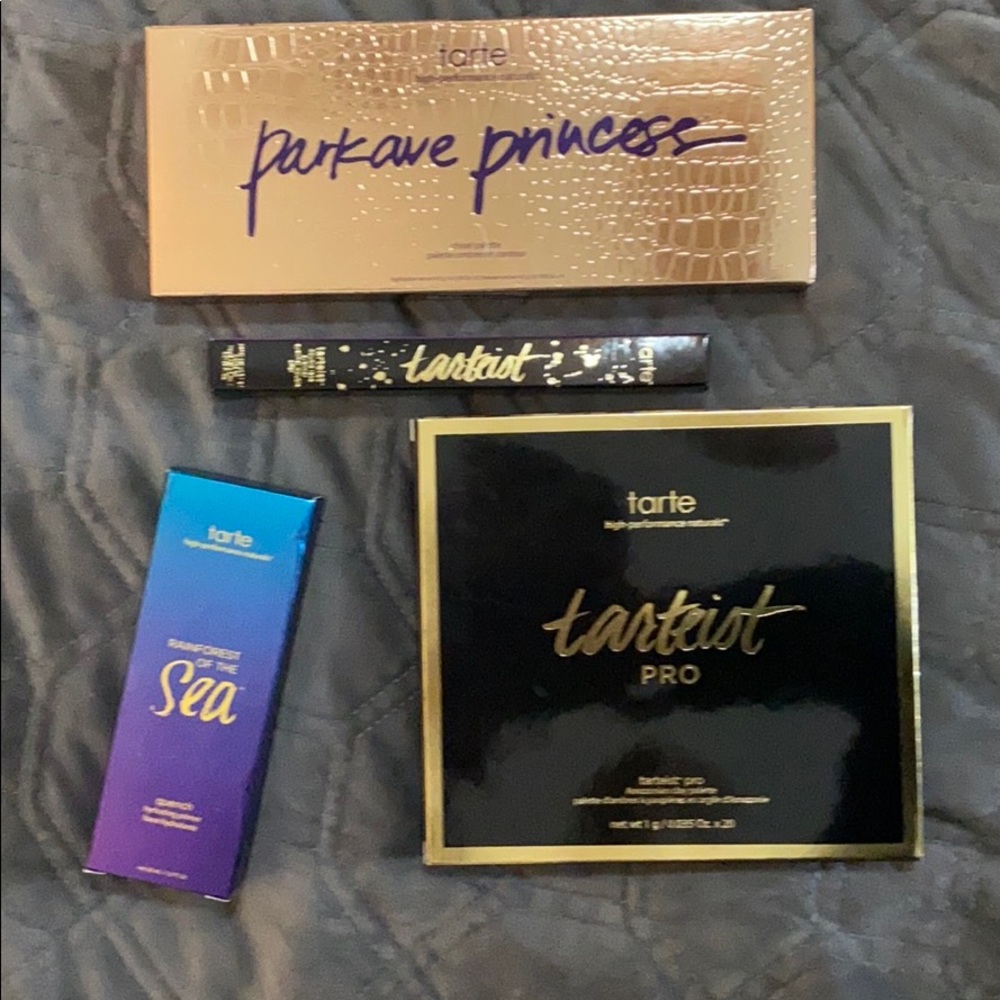 Tarte 4 piece makeup bundle
